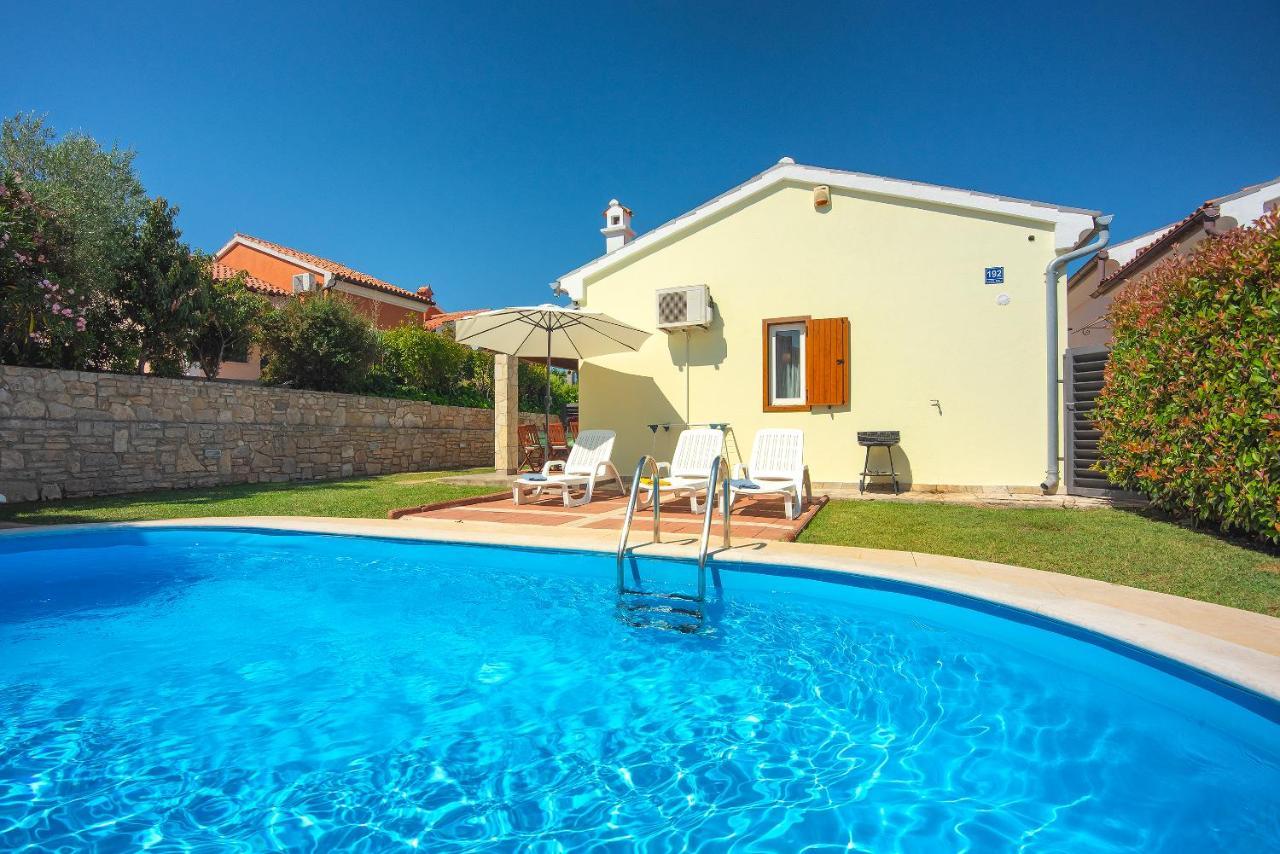 Villa Helena Banjole Exterior foto
